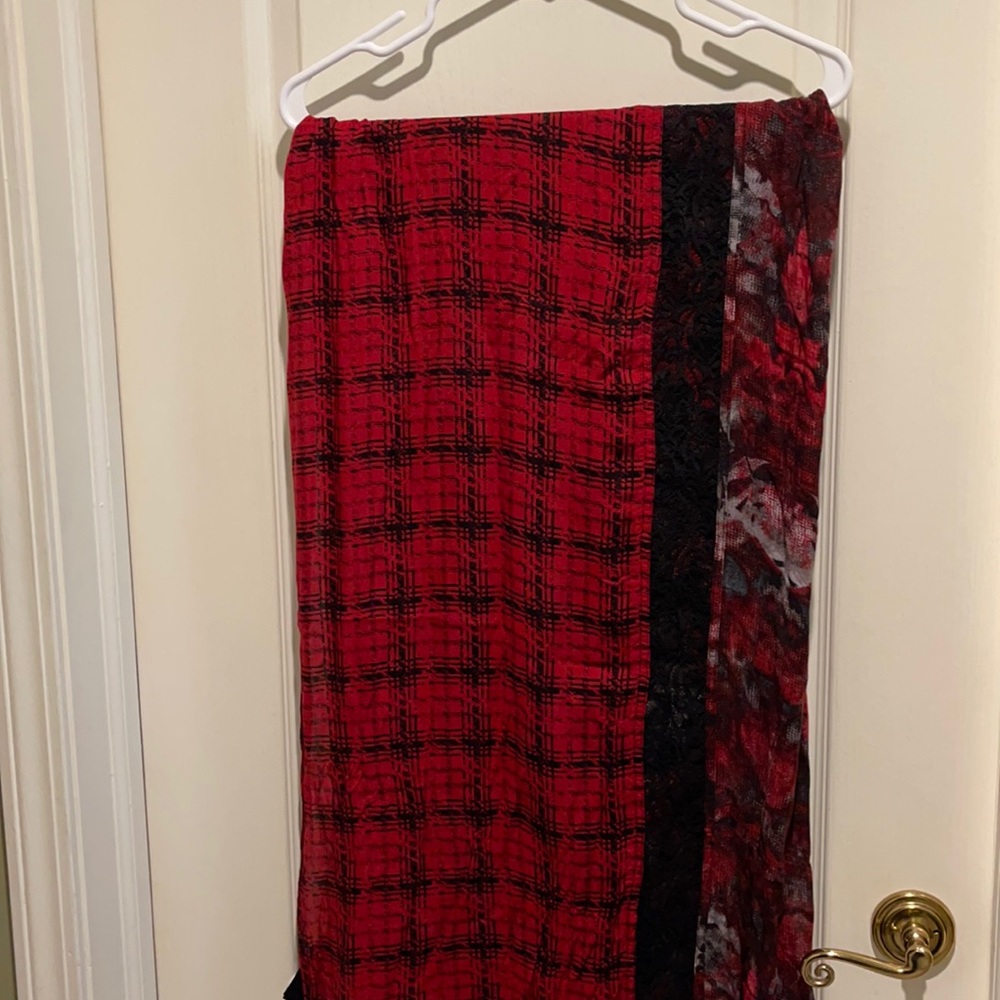 Beautiful Multi-Pattern, Multi-Texture Scarf - image 1